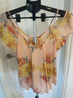 Joie Peach Floral Cold-Shoulder Blouse with Yellow Blooms